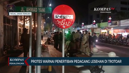 Protes Warnai Penertiban Pedagang Lesehan di Trotoar