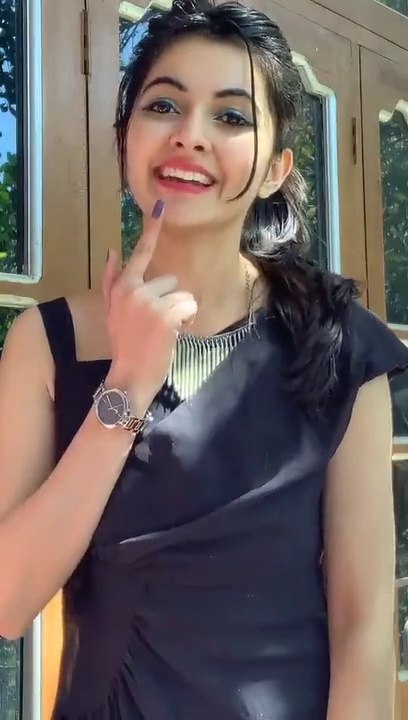 कितने क्यूट गर्ल     cute Girl Face_LoveVideo
