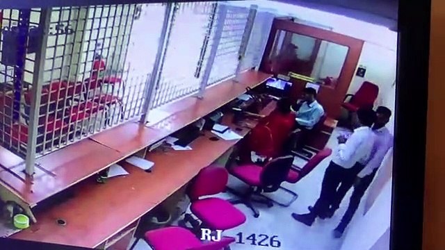 राजस्थान में गोल्ड लोन बैंक में बड़ी लूट, 24 किलो सोना ले गए लुटेरे