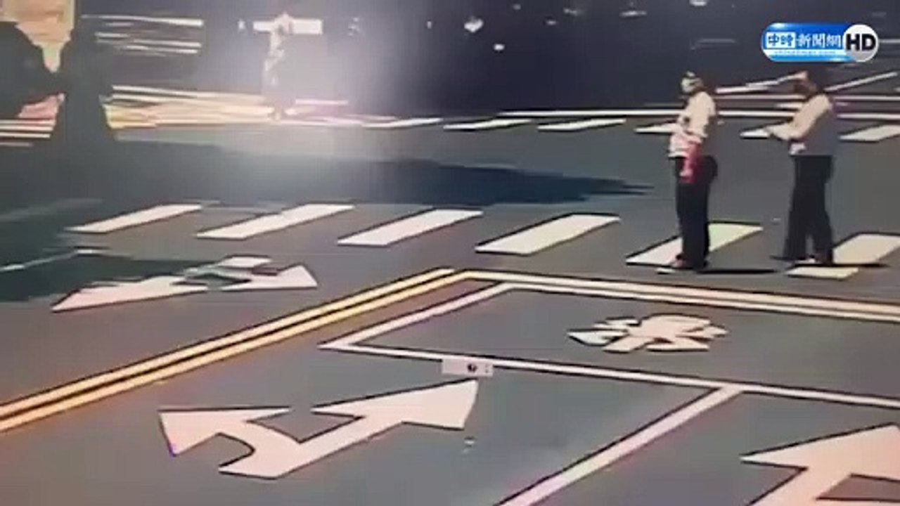 男當街砍殺OL 北市街頭濺血 驚人畫面曝光