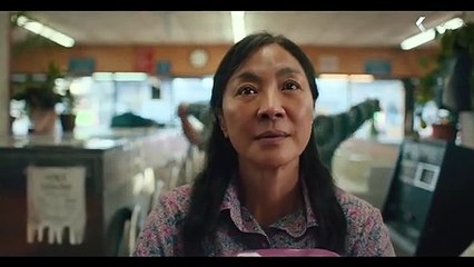 Everything Everywhere All at Once Bande-annonce (DE)