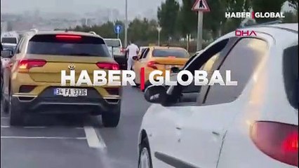 Taksi ücretini ödemeden kaçan yolcu, montunu bıraktı: Şoför yolcuyu böyle dövdü!
