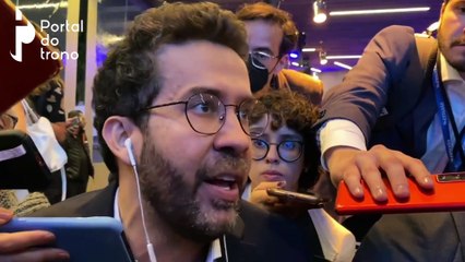 Download Video: VÍDEO: Janones briga com Nikolas Ferreira e Adrilles nos bastidores do debate da Band