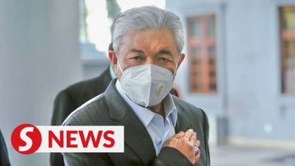 Graft case against me due to refusal to dissolve Umno in 2018, Zahid tells court