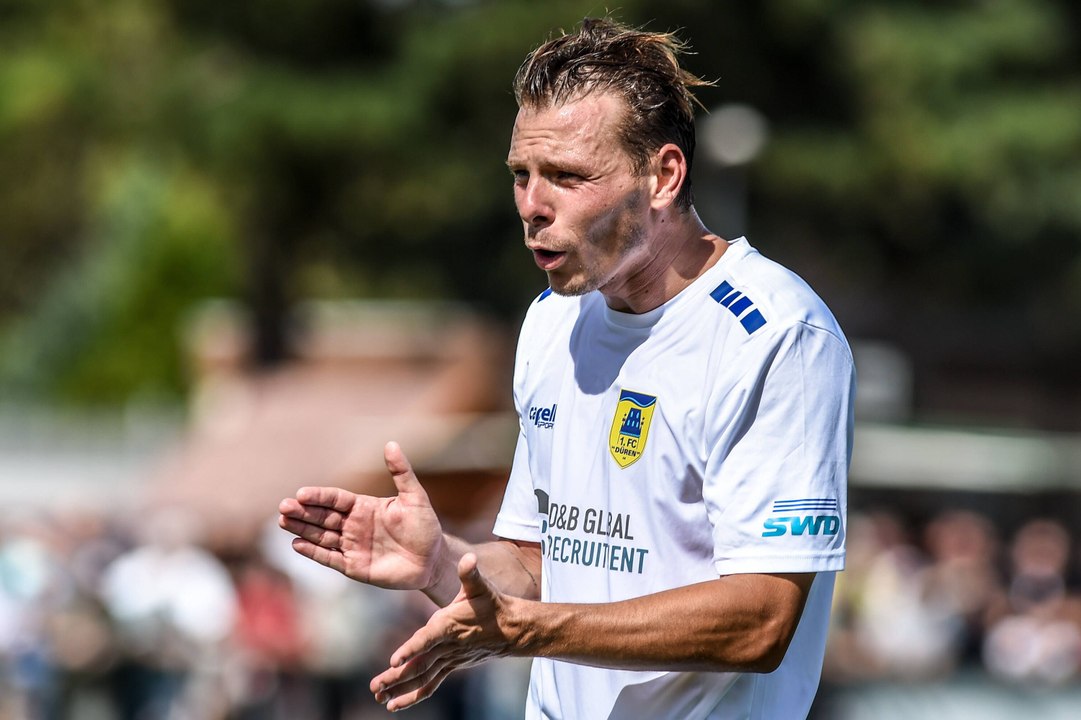 Düren verliert 0:3 in Lippstadt und kassiert zwei Platzverweise