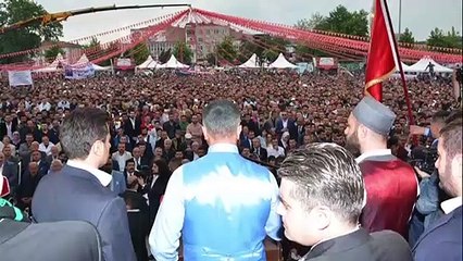 İsmail Türüt'ten Sedat Peker'e doğum günü şarkısı