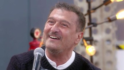 GALA VIDÉO - Daniel Lévi : après sa mort, le chanteur au cœur d’une terrible arnaque