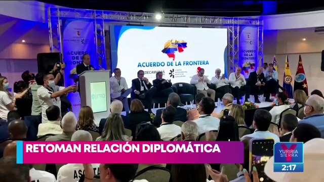 Opositores y religiosos protestan contra evento del orgullo gay en Serbia