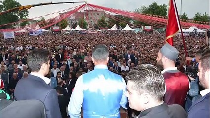 İsmail Türüt'ten Sedat Peker'e doğum günü şarkısı