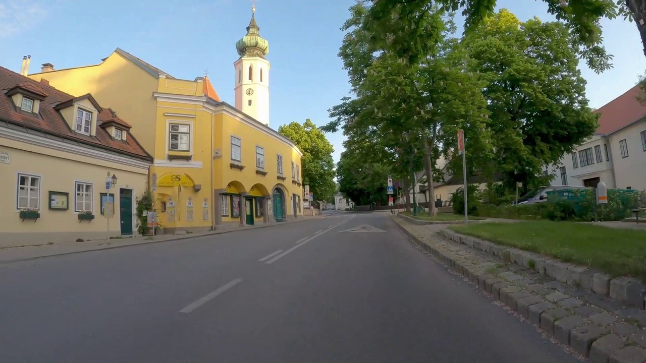 Wien am Rad: Runde durch Grinzing frühmorgens