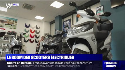 À Paris, les scooters électriques s'arrachent avec l'arrivée du stationnement payant pour les deux-roues thermiques