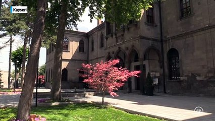 Yunan generali esir alanlardan Bayram Bayazıt'ın hatıraları 'Taş Mektep'te yaşatılıyor