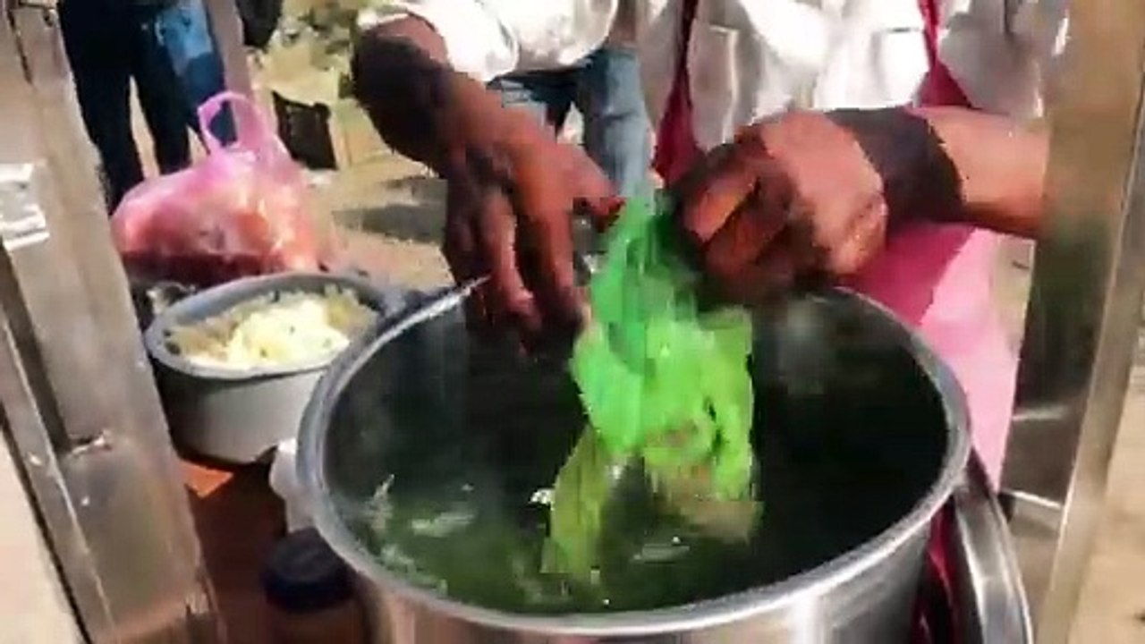 Skeletons_Roasting_Hygienic_Gol_Gappe__@Shubh_SkeletOn(720p)