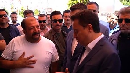 Babacan: Müsait bir yerde onları indireceğiz, devam edeceğiz