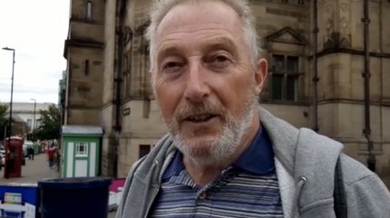 Should public buildings be promoted as warm banks?