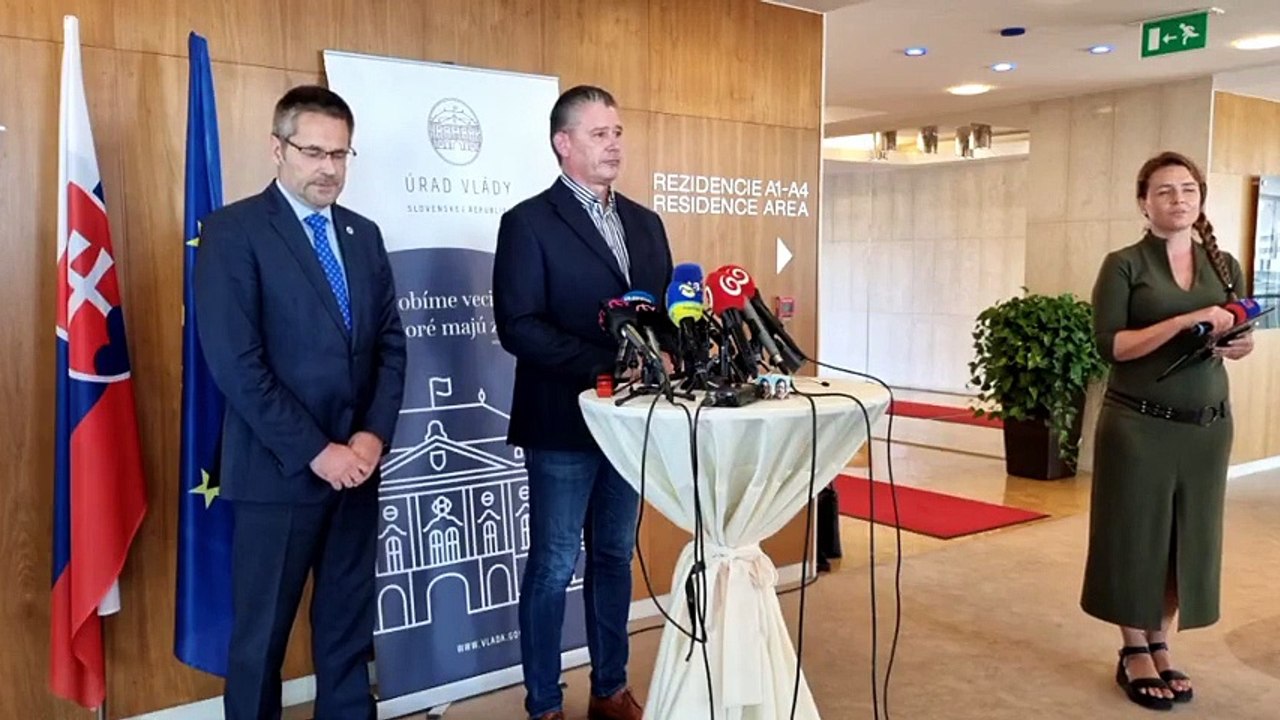 ZÁZNAM: R. Mikulec: ÚKŠ sa zaoberal prípravou akčného plánu integrácie Ukrajincov