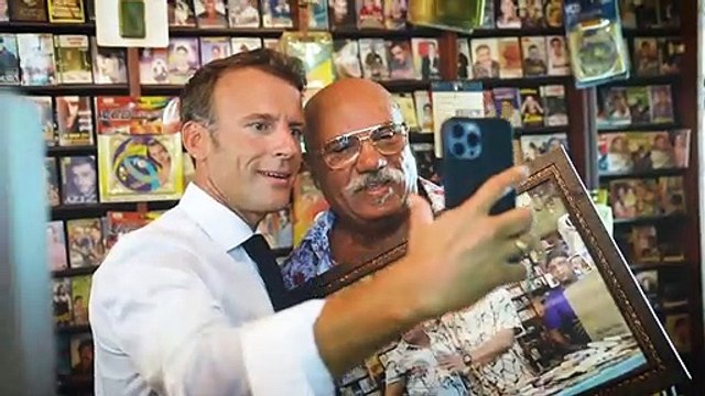 Après son voyage en Algérie, Emmanuel Macron a publié un clip promo de 85 secondes pour résumer son déplacement