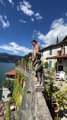 Harry Davies e il tuffo pericoloso nel lago di Como