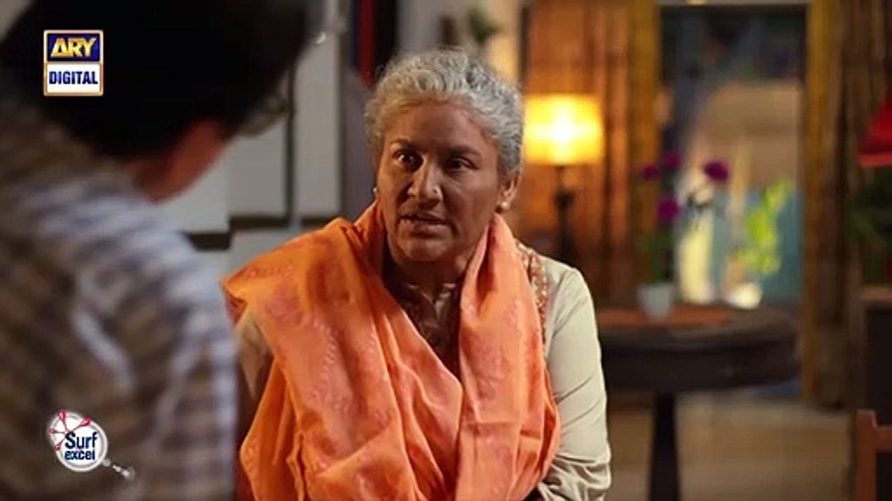 Rabi Ko Dekho Kitni Gori Hai Aur Apne Aap Ko Dekho #PyarDeewangiHai