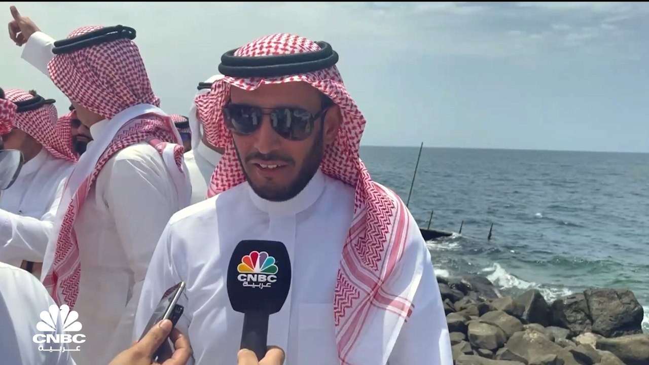 محافظ هيئة الاتصالات وتقنية المعلومات في السعود...