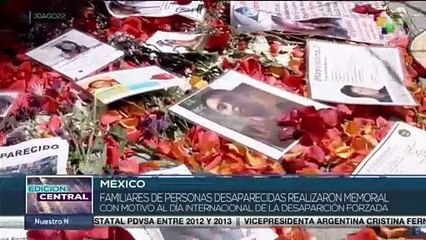 Familiares de víctimas de desaparición forzada realizan un memorial