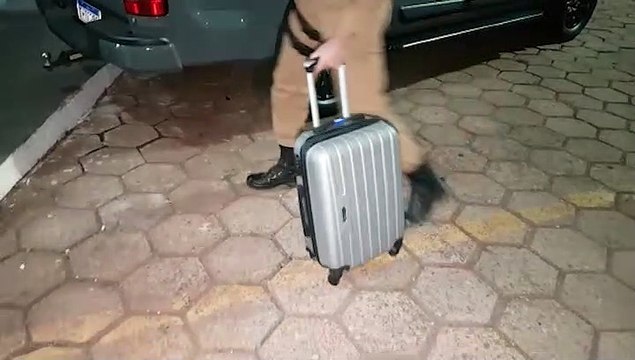 Mulher é detida com 25kg de maconha na bagagem durante abordagem da Rotam a ônibus rodoviário