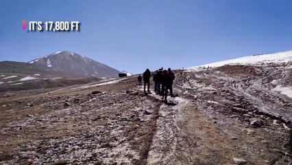 (हिंदी मे) Walked on frozen Gurudongmar lake above 17,800 ft, a journey of lifetime to North Sikkim
