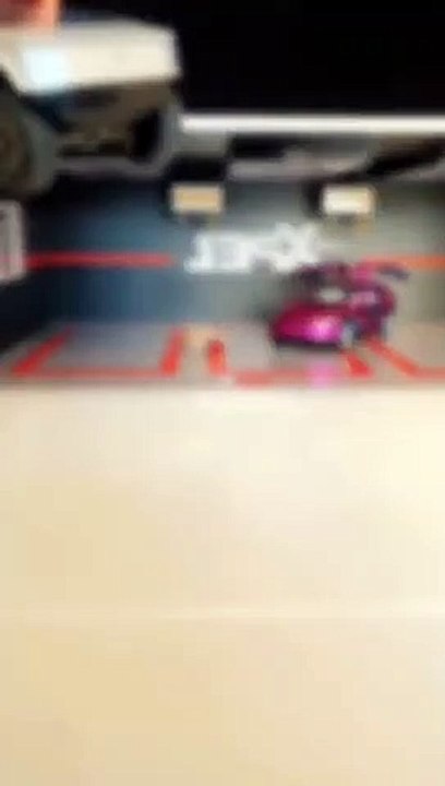 Remote.__.cars