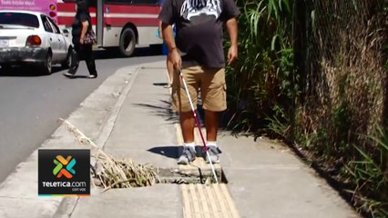 tn7-vecinos-de-pavas-preocupados-por-hueco-en-acera-070922