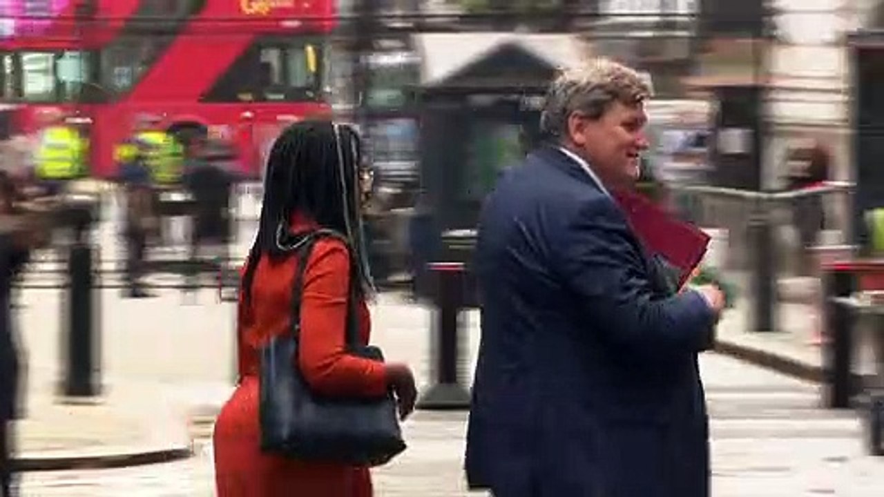 Cabinet members depart Downing Street ahead of PMQs