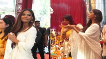 Poonam Pandey ने की Ganpati की आरती, White Kurti में Poonam ने मनाई Ganesh Chaturthi, Watch Video