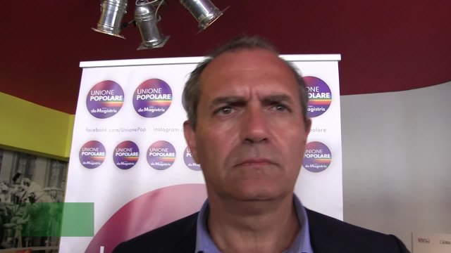 Elezioni, De Magistris: Togliamo ai ricchi per dare ai poveri
