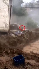 Son Dakika | Sel sularında can pazarı...Sıcak görüntüler kamerada