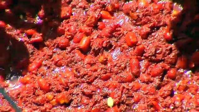 Vuelve la tomatina a las calles de Buñol