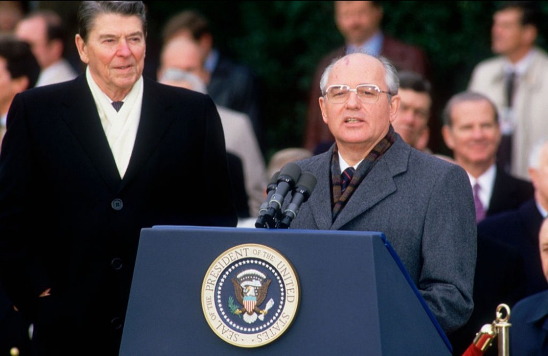 Mijaíl Gorbachov : los líderes mundiales le rinden homenaje