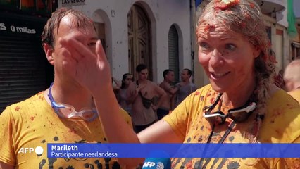 Vuelve "la Tomatina", la guerra de tomates de un pueblo de España