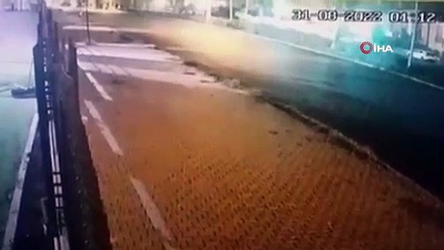 Üniversiteli genç kızı ölüme götüren kaza güvenlik kamerasına yansıdı