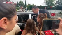 Cumhurbaşkanı Erdoğan kendisine seslenen çocuklar ve vatandaşlarla sohbet etti
