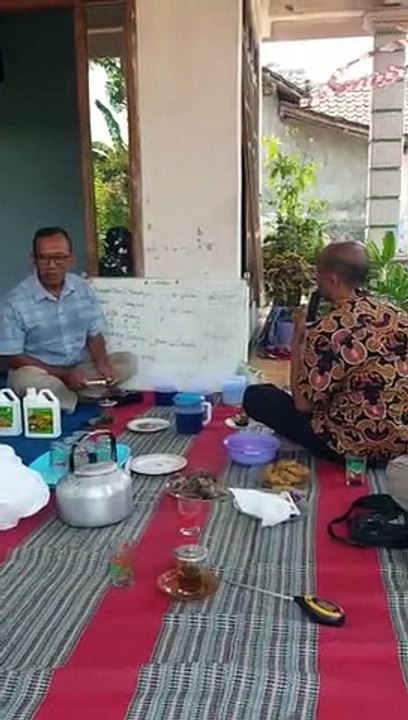 Memperkenalkan produk  k link pada masyarakat