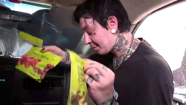 Saving Vice - BUS INVADERS Ep. 1668