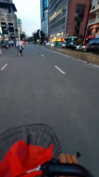 GULSHAN AVENUE in dhaka Bangladesh