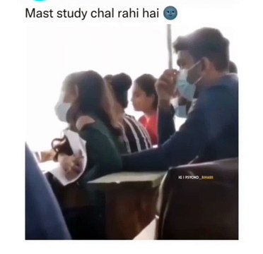 YE KYA HO RHA HAI CLASS MAI