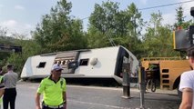 Zonguldak haber! Çaycuma'da şarampole devrilen yolcu otobüsündeki 4 kişi yaralandı