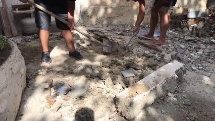 Tadilat sırasında bulunan ve kafatası sanılan cismin taş olduğu belirlendi