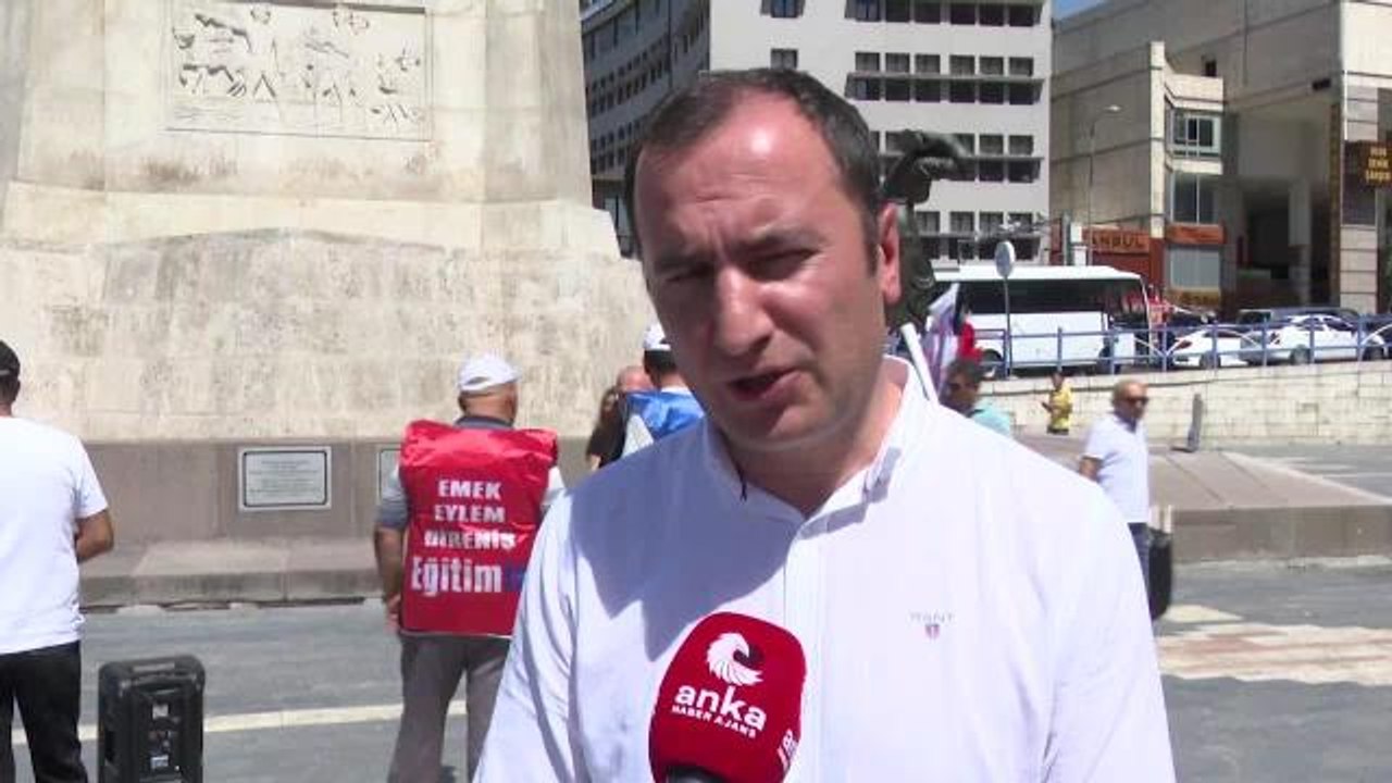 Eğitim-İş Genel Başkanı Özbay: "Öğretmenlik Meslek Kanunu Geri Çekilmezse Okullarımızda Grev Sürecini Öreceğiz"