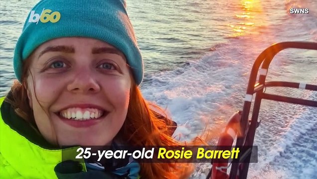 Wildlife Photographer Captures Dolphins ‘Talking’ to One Another While Chasing Her Boat