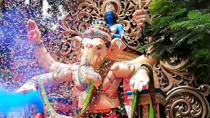 Shraddha Kapoor welcome Ganpati home