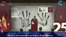 Sánchez en el homenaje a Miguel Ángel Blanco a cuyo asesino acaba de acercar: 