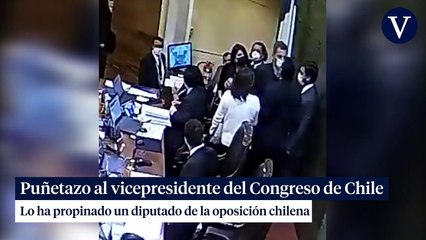 Un diputado de la oposición chilena propina un puñetazo al vicepresidente del Congreso de Chile