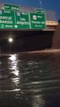Un chauffeur Uber courageux emmène sa voiture dans un passage souterrain inondé - Buzz Buddy